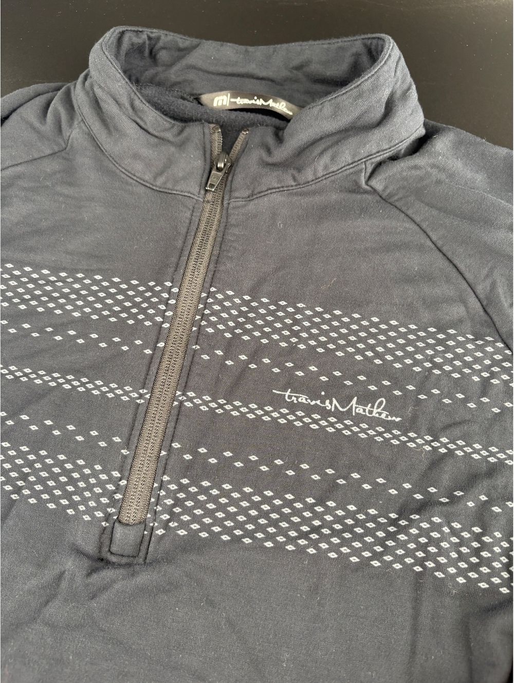 TravisMathew 1/4 Zip Pullover Men's M Black Diamond Print Golf Sweater